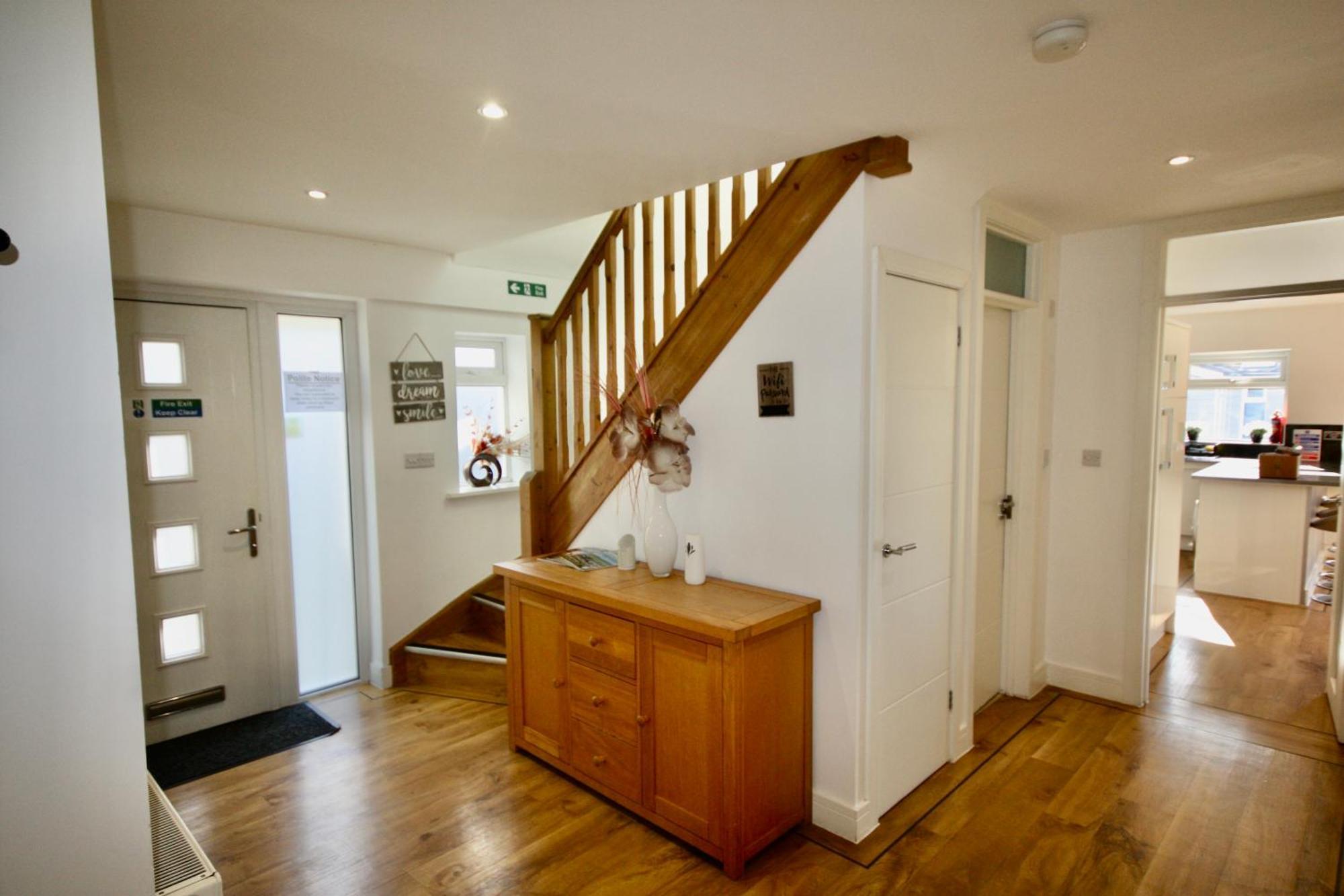 Four Corners Holiday Home Hot Tub & Sauna Ferndown Exterior photo